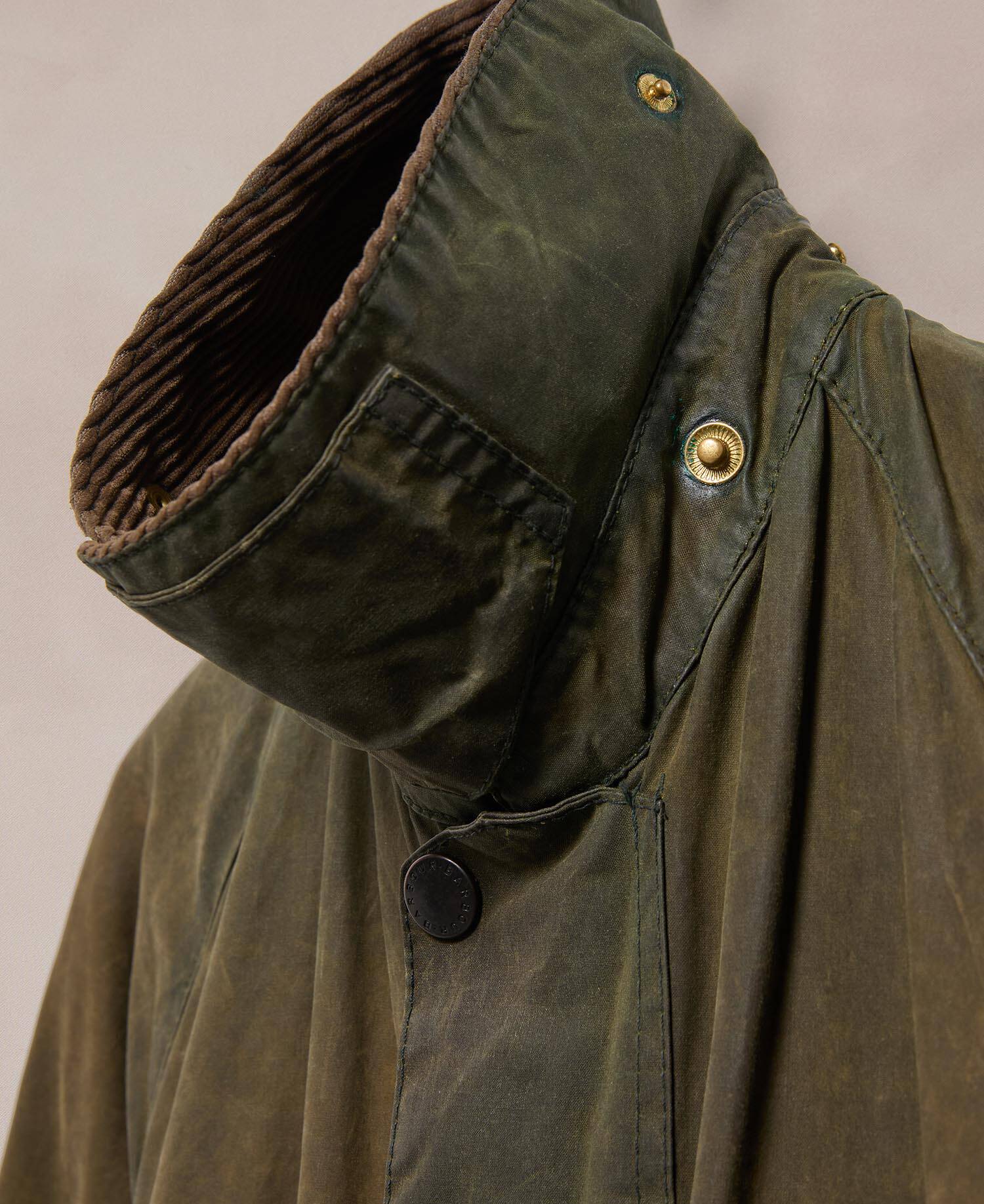 Barbour Re-loved Men's Beaufort Waxed Jacket - Size 36 Olive image number 4