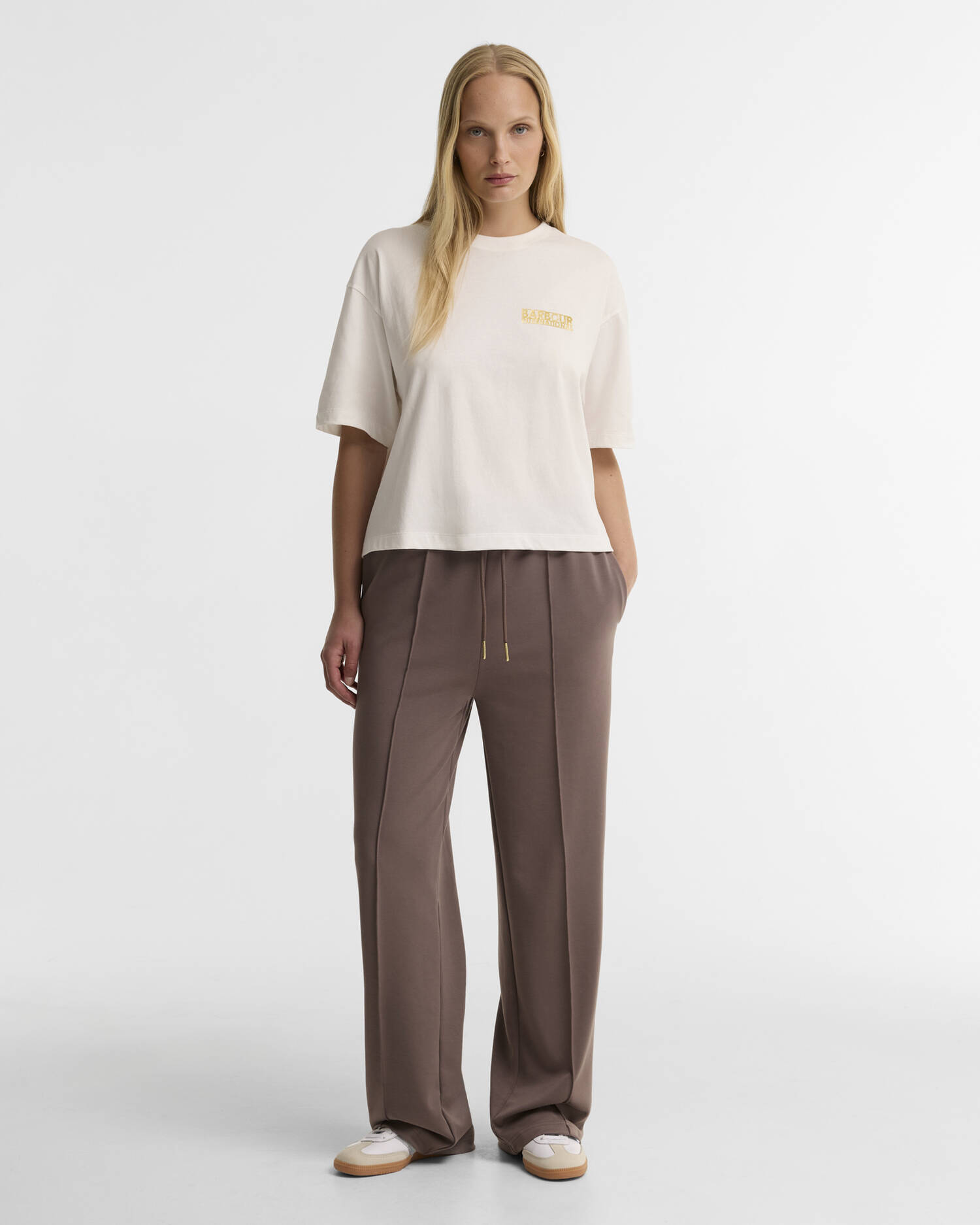 Amaya Logo T-Shirt Off White image number 1