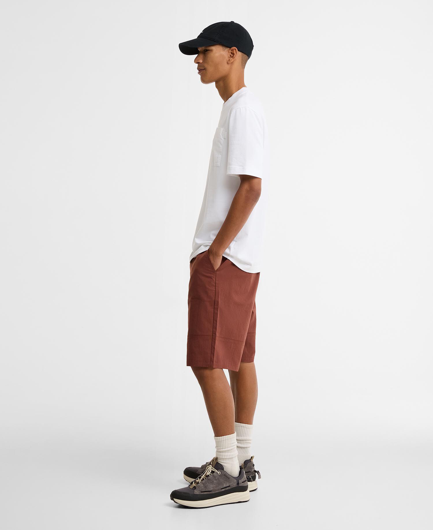 T-shirt con taschino Ivergill dalla vestibilit&agrave; comoda Bright White
