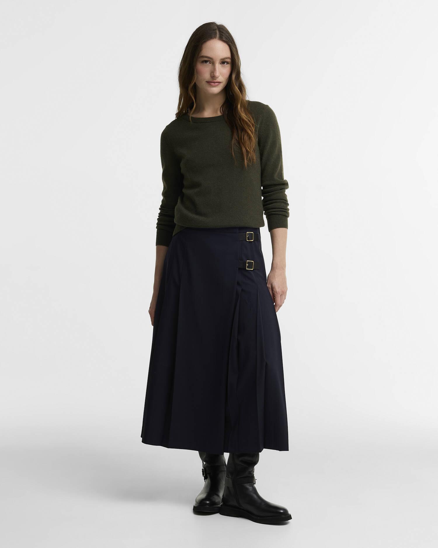 Pendle Crew Neck Jumper Olive/Birchwood Tartan image number 1