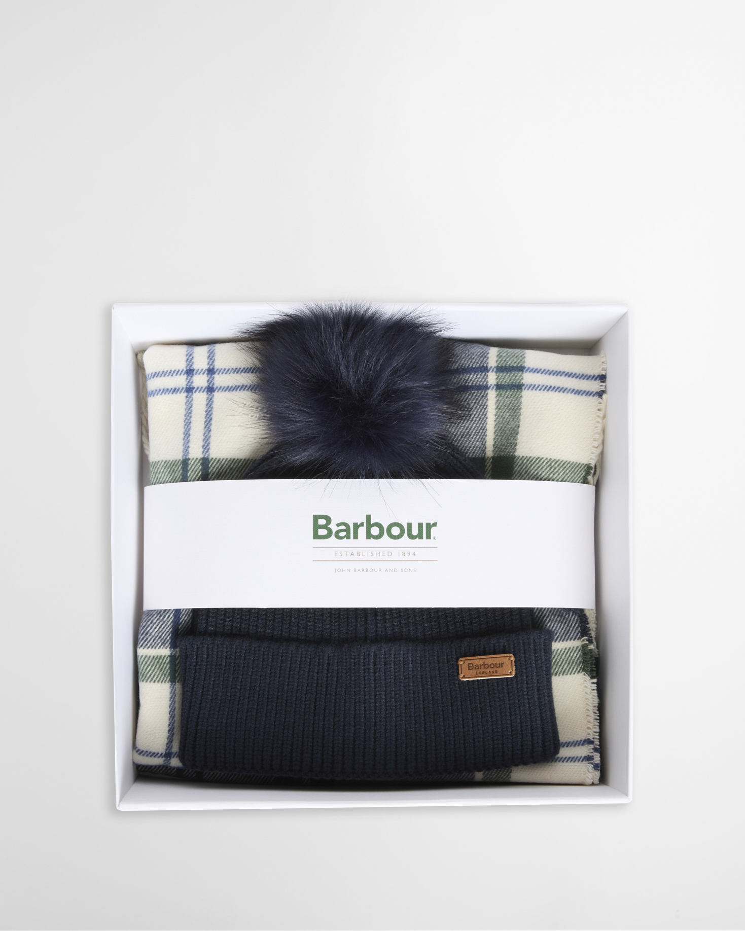 Dover Beanie & Hailes Scarf Gift Set Light Evergreen