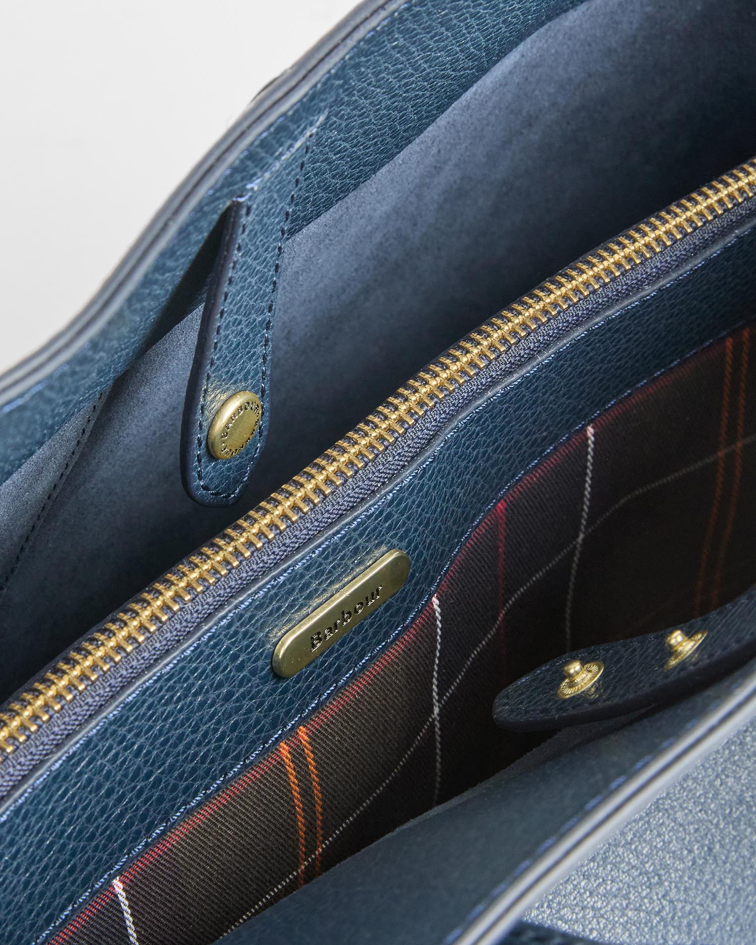 Barbour Ledertasche Alder Large Navy