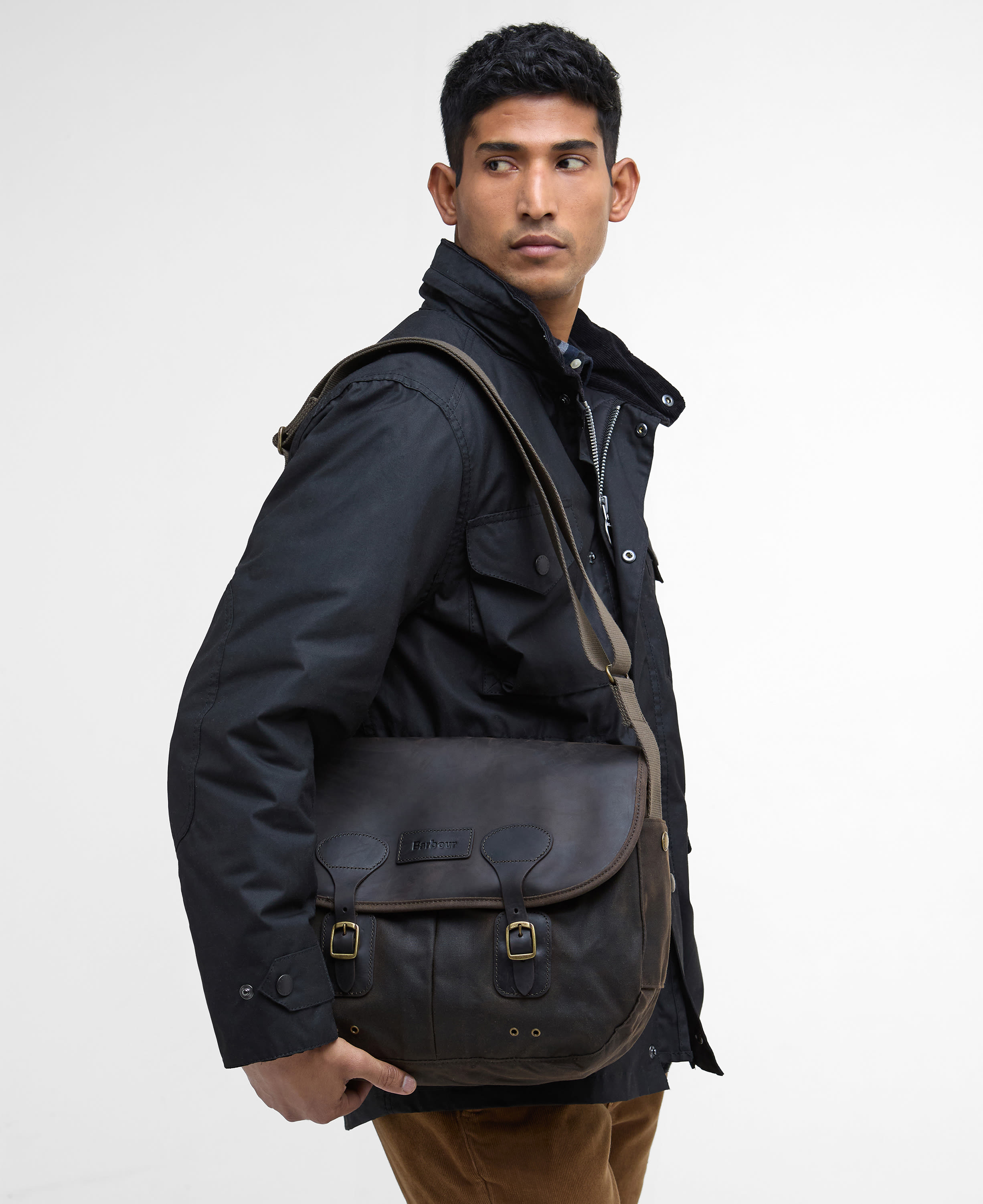 Waxed Leather Tarras Bag Olive